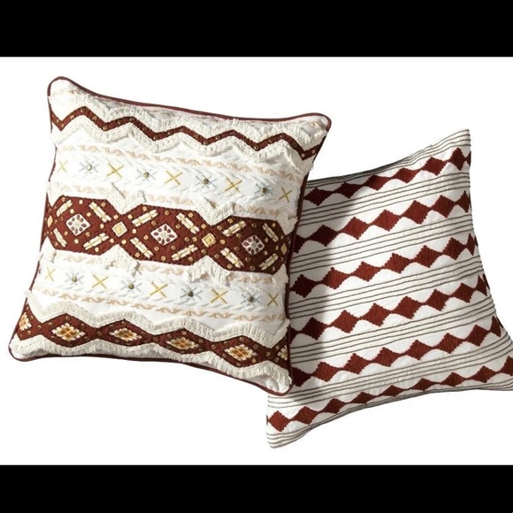 Nate Berkus Other - Nate Berkus for Target Throw Pillow NWT